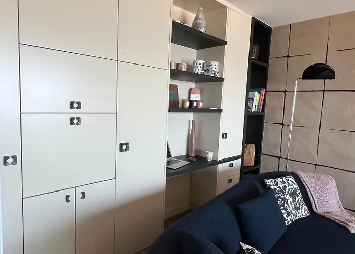 Superbe Face Apartment